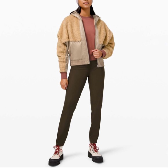 Lululemon Sherpa and Shine Jacket - Picture 3 of 8